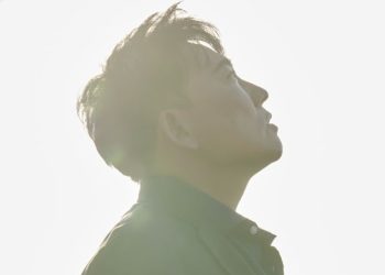 장인어른 된 이승철, 딸 결혼식에 축가 불러