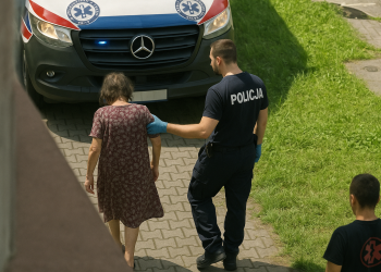 “15살에 실종됐다던 딸…27년 뒤 부모 집에서 나왔다?”