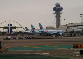 LAX  한때 운항 ‘올스톱’, 항공편 지연 대혼란 … 셧다운 여파 가시화