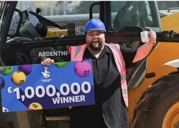 복권 당첨된 남성 … “직장 관둔 게 가장 큰 실수” 이유는?