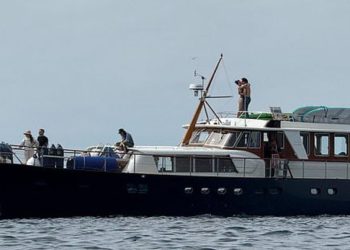 케이티 페리, 트뤼도 전 총리와 열애 …중가주 해안 포착