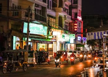 “캄보디아 감금 한국인 63명, 한 달 내 전원 송환”