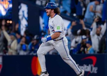 다저스, ‘3홈런’ 토론토에 11-4 대패 … 빛 바랜 오타니 투런포