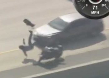 셰리프 경관 총격 살해범, 210번 Fwy 도주하다 대형 충돌사고