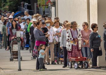 셧다운 36일째, 항공지연·복지중단 … 트럼프, 또 ‘역대 최장’ 기록 경신