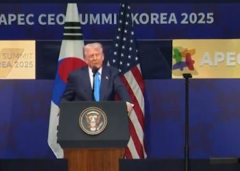 트럼프 경제정책 ‘기대 이하’ 63%…지지율 4%p 하락, 비관론 확산