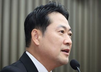 정청래, “국힘, 대선불복” … 장동혁, “이재명 재판 안 받는 게 국민불복종”