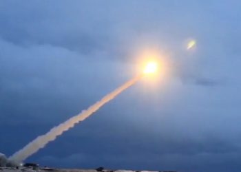 푸틴 “오레시니크 양산 시작·사르마트 내년 배치” .. 핵순항미사일 공개