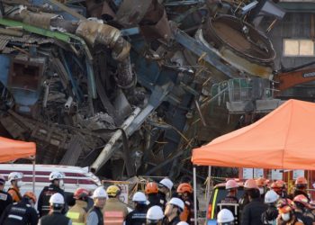 울산화력발전소 구조물 붕괴 9명 매몰 … 5명 생사불명