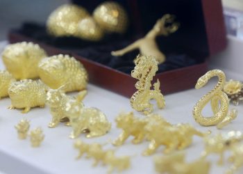 금값 폭등, 중국의 은밀한 금 사재기 때문