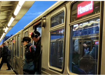 전철서 언쟁 벌이던 여성 몸에 방화 … 20대 여성 중화상