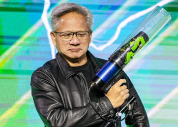 엔비디아, 3분기 매출 ‘역대 최대’ 570억달러…시간 외 주가 6% 급등