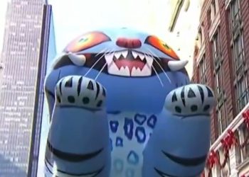 케데헌, 메이시스 퍼레이드 장악 … 뉴욕 헌트릭스 열풍