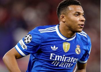 음바페, 챔피언스 리그서 6분 42초 만에 해트트릭