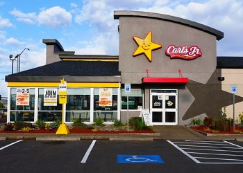 칼스 주니어, 남가주 전 매장서 ‘1달러 식사’ 제공