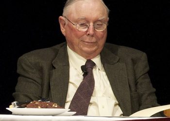 버핏의 평생절친 ‘멍거’ 마지막 배달음식, ‘K-치킨’, 김치볶음밥