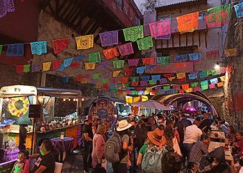‘죽은 자들의 날’ 축제서 23명 사망