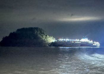 ‘세월호 악몽에..’  2만톤 여객선 좌초 … 267명 전원 구조