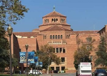 UC 등록금 최대 폭 인상 … UC 이사회 승인, 내년 신입생부터 적용