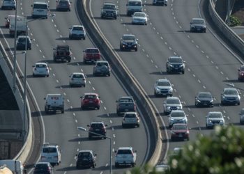 시속 145㎞ 질주하며 성관계 … ‘광란의 질주’ 커플 체포