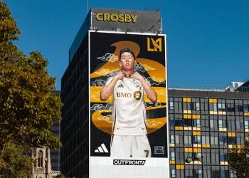 ‘손흥민 벽화’ 크로스비 빌딩, 한인타운의 새 문화 랜드마크