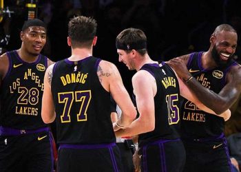 돌아온 NBA ‘킹’ 르브론, 23번째 시즌 개막…더블더블 활약