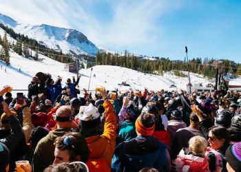 맘모스 스키장, 폭풍 와도 20일 개장한다
