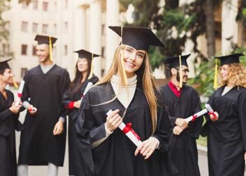 캘리 고교 졸업률 ‘역대 최고’… 하지만 진학·취업 준비 턱 없이 부족