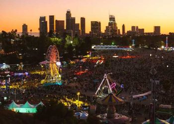 캠프 플로그 노 카니발, 일주일 연기 … 22-23 다저스타디움