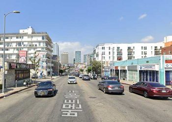 한인타운 한복판서 출근시간 흉기난동 … 용의자 경찰 총 맞고 중태