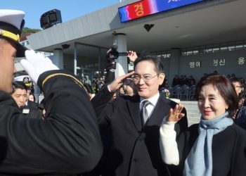 홍라희, 삼성물산 전량 이재용에게 증여…  물산 통해 삼성전자 지배