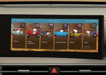 현대차, 스누피·찰리 브라운 테마 미국 출시… 차량 디스플레이 개인화 본격 확대