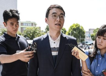 ‘인사청탁’ 김남국 사의에 “꼬리자르기…김현지 사퇴하라”