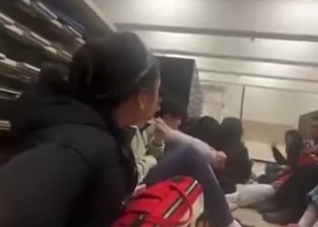 (3보)“우리 아이 있는 건물 총격” … 브라운대 한인학부모들 밤새 공포