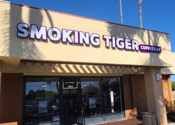 카페 ‘스모킹 타이거’, 헌팅턴 비치에 오픈