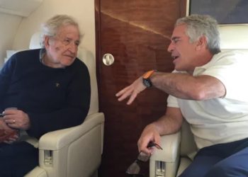 민주, 엡스타인 사진 수십장 추가공개 … 촘스키·우디 앨런 등