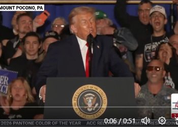 경제 고성장에도 트럼프 지지 급락하는 이유, 바로 이것 때문