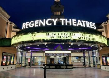 [화제] 저물어가는 동네극장 시대 … 명물 ‘리젠시 극장’ 끝내 폐쇄