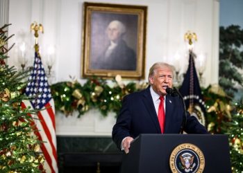 위기의 트럼프 “최악 인플레는 바이든 탓 …전례없는 ‘경제붐’ 눈앞” 큰소리