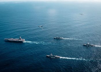 “지상전 매우 임박” .. 트럼프, “미군이 유조선 나포했다”