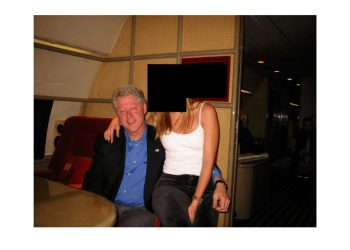 법무부 공개 자료에 클린턴 사진 여러 장 포함