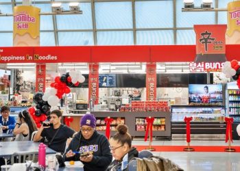 “세계 최대 관문서 맛본다” ‘신라면 분식’, 뉴욕 JFK 공항 상륙