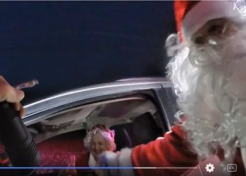 산타 부부, 과속 적발 … “북극도 각박해져”