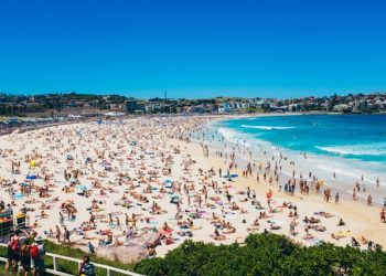 호주 시드니 해변서 총기 난사 … 최소 10명 사망 10여명 피격