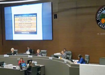 철면피 OC 수퍼바이저들 … 부패스캔들 직후 셀프 연봉 인상