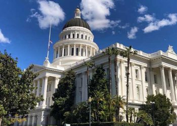 캘리포니아, 내년 180억 달러 적자 전망 … 지출 초과 고착화