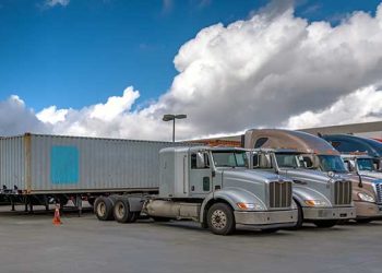 이민자 트럭 운전기사 수만명 면허 취소됐다 … DMV 집단소송 직면