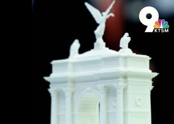 트럼프 “건국 250년 워싱턴에 개선문, 2개월 내 공사 시작”