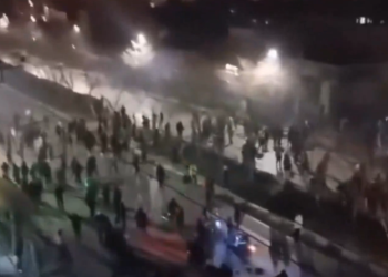 ‘경제난’ 이란 반정부 시위 격화…시위대·경찰 총 38명 사망