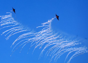 트럼프 말 안듣는 ‘토마호크’ 레이시온